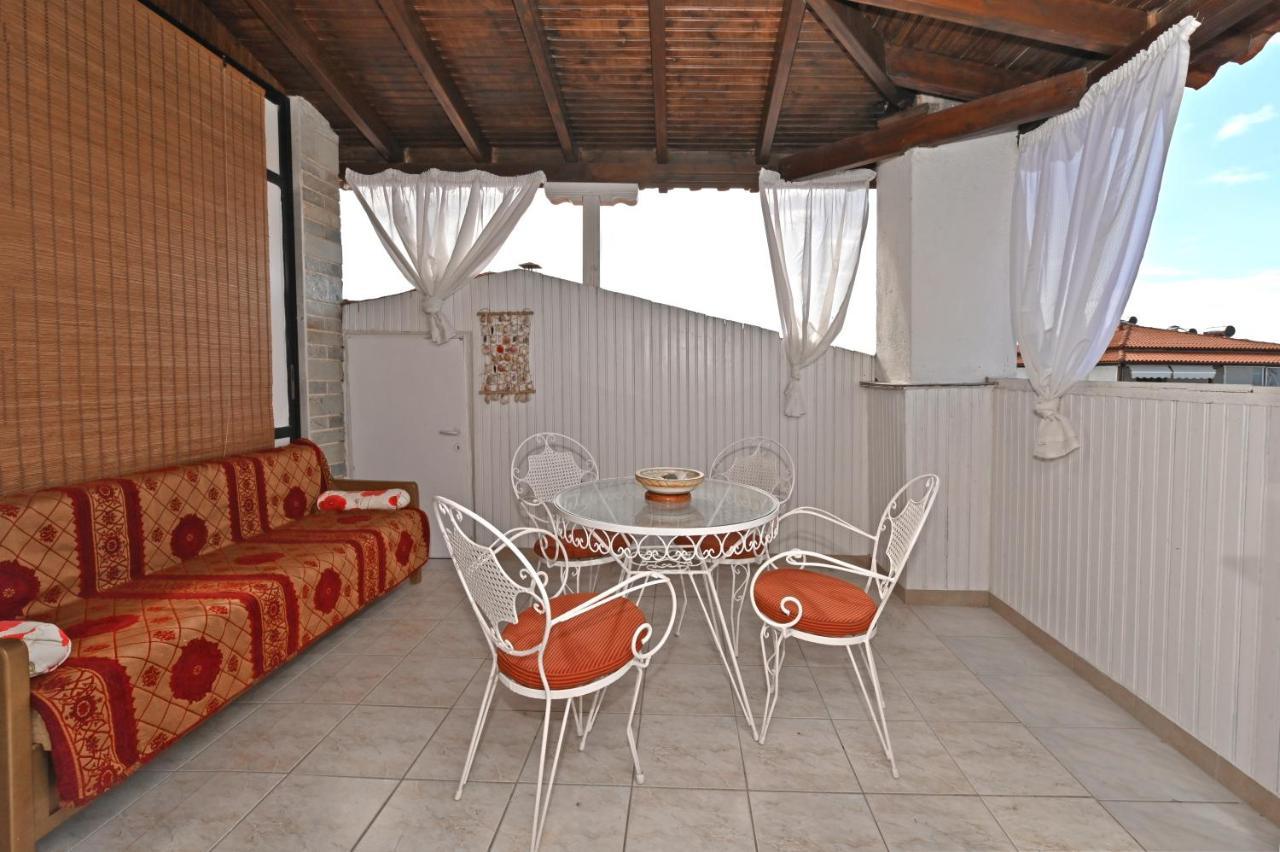 Dionisos Palms Apartments Paralia Dionisiou Eksteriør billede