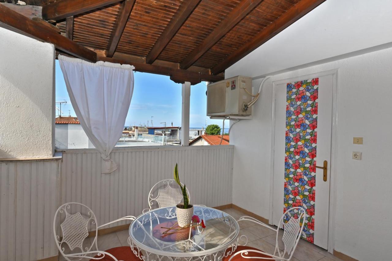 Dionisos Palms Apartments Paralia Dionisiou Eksteriør billede