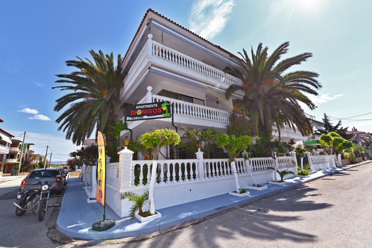 Dionisos Palms Apartments Paralia Dionisiou Eksteriør billede