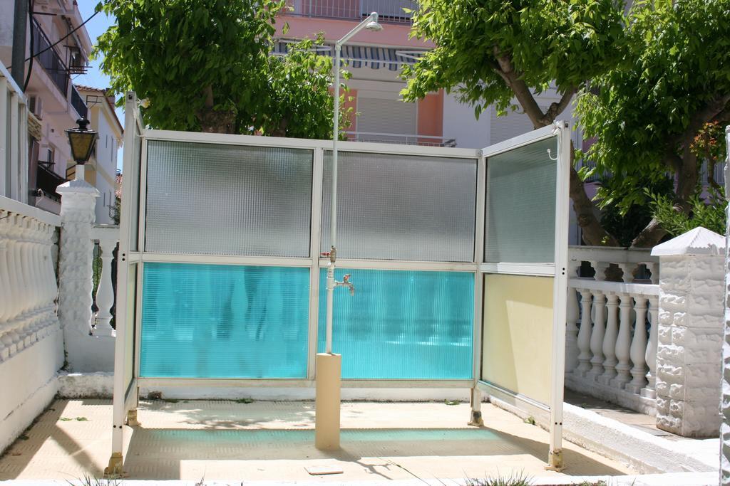 Dionisos Palms Apartments Paralia Dionisiou Eksteriør billede