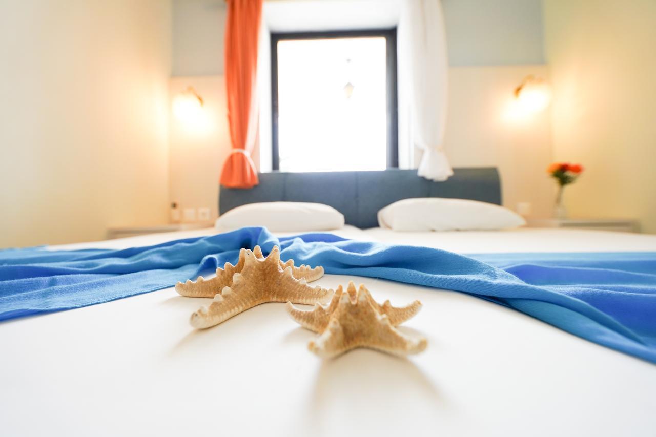 Dionisos Palms Apartments Paralia Dionisiou Eksteriør billede